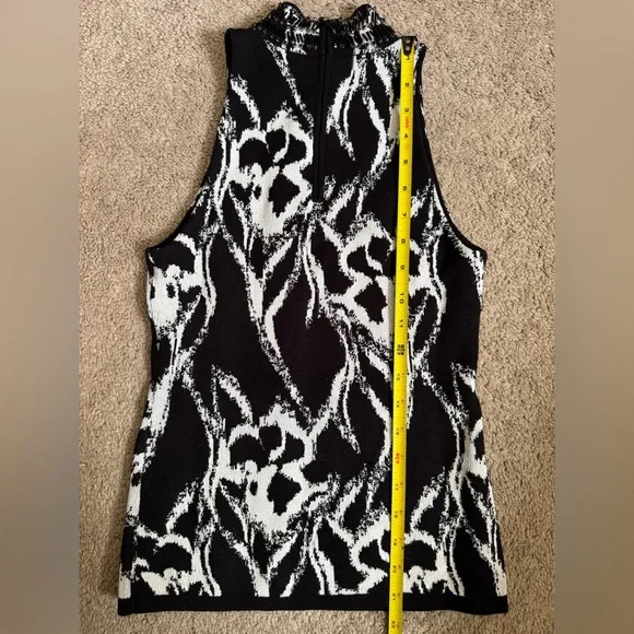 WHBM NWT Beaded Brushed Halter Sleeveless Halter Top Abstract Floral Size XSP - Picture 10 of 10